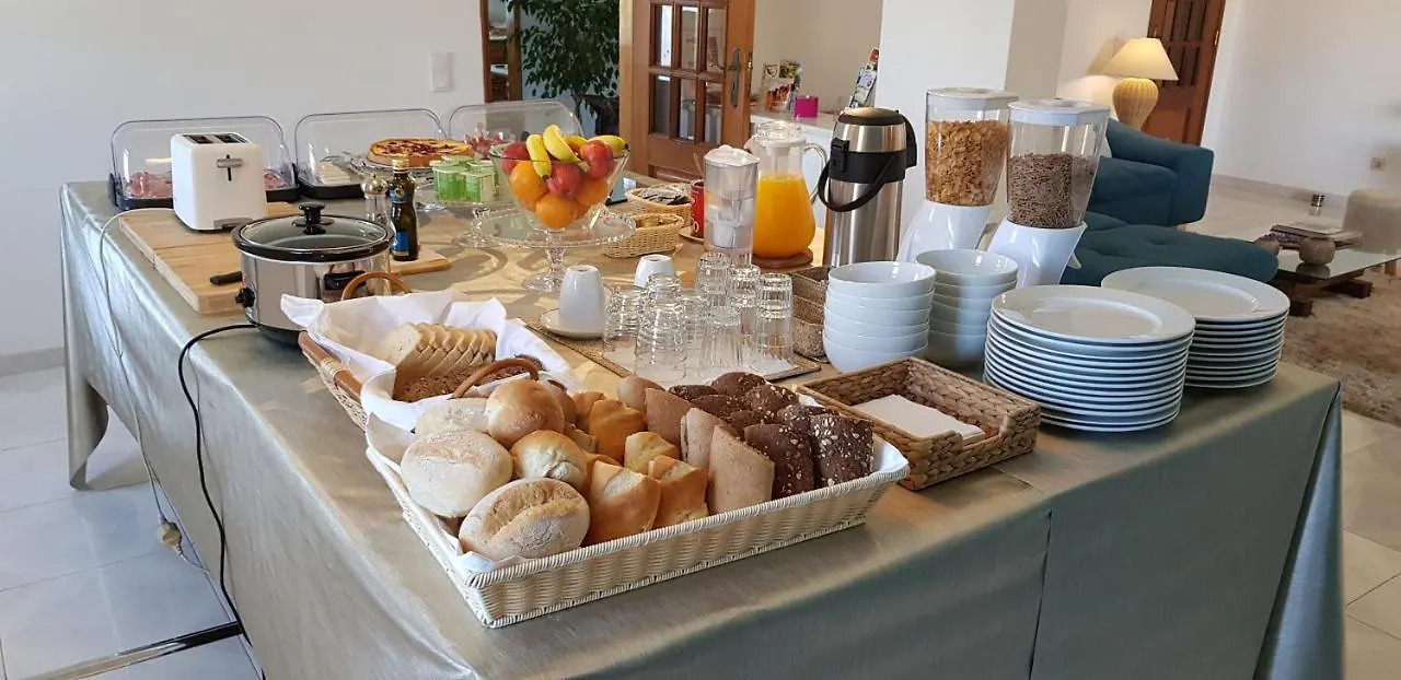 Bed and Breakfast Quinta Nova Vale Del Rey Карвоейру