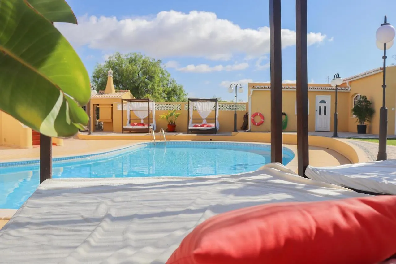 Bed and Breakfast Quinta Nova Vale Del Rey Карвоейру 0*,