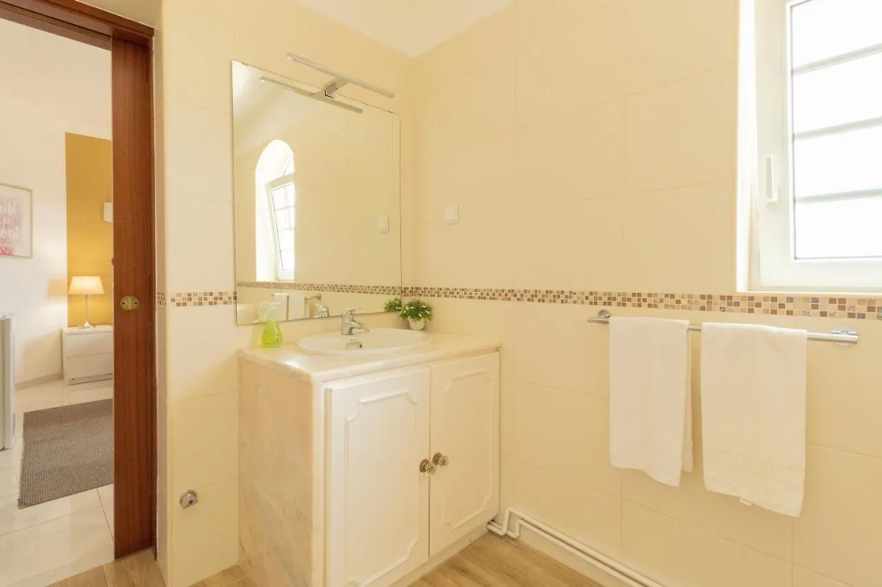 Bed and Breakfast Quinta Nova Vale Del Rey Карвоейру 0*,