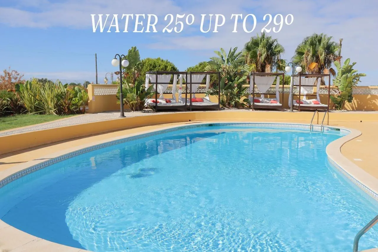 Bed and Breakfast Quinta Nova Vale Del Rey Карвоейру